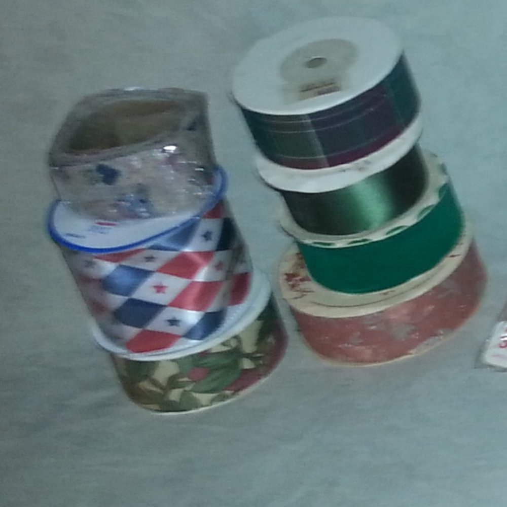 11 Vintage Ribbons and other Items - Picture 2 of 6
